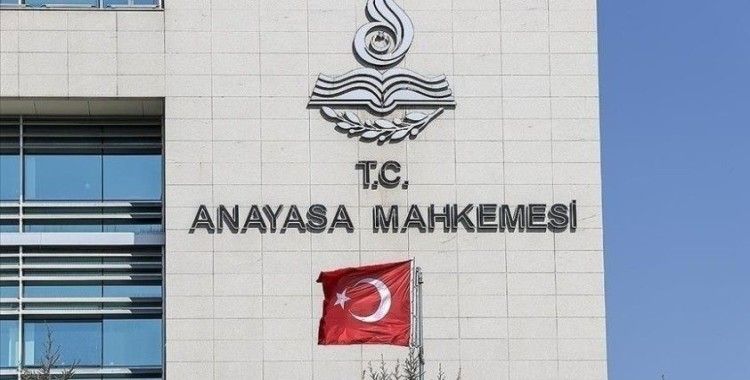 HDP, kapatma davasının seçim sonrasına bırakılması için AYM'ye başvurdu
