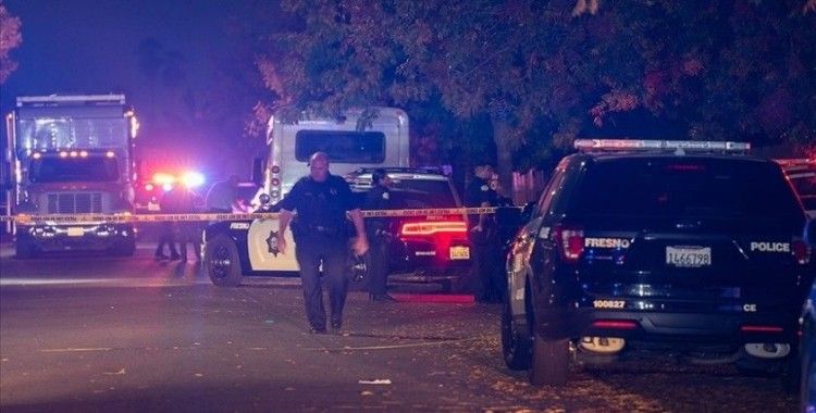 ABD'de Ay Yeni Yılı kutlamaları sırasında 10 kişiyi öldüren saldırgan ölü ele geçirildi