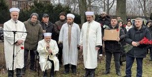 İsveç'te Kur'an-ı Kerim'e saygı programı düzenlendi