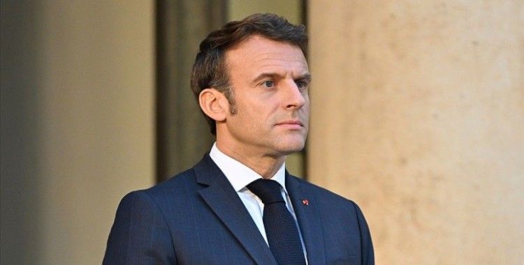 Macron'un 'haberlerde kullanılacak dil' konusunda basına baskı yaptığı iddia edildi