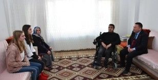 Başkan Beyoğlu bedensel engelli gencin hayalini gerçekleştirdi
