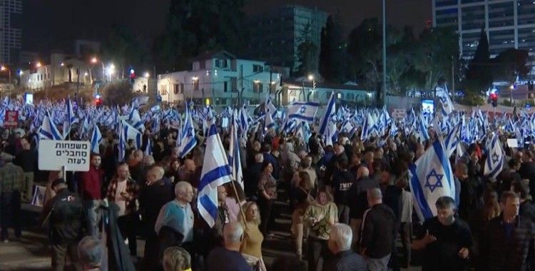 İsrail'de Netanyahu hükümetinin yargı düzenlemesine karşı kitlesel protesto