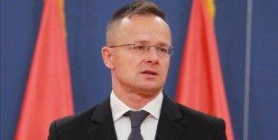 Macaristan Dışişleri Bakanı Szijjarto: Bir başka dinin kutsal kitabını yakmak ve ona hakaret etmek kabul edilemez