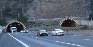 Bolu Dağı Tüneli'nde zincirleme kaza: 1 ölü