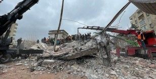 İsrail Türkiye'ye insani yardım ve arama kurtarma ekibinin bulunduğu iki uçak gönderiyor