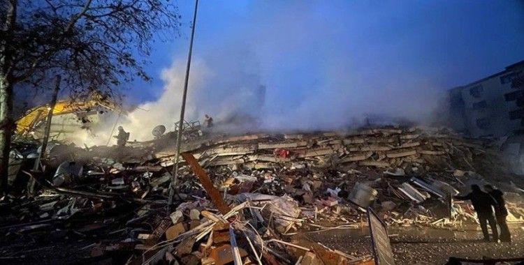 Ulaştırma ve Altyapı Bakanlığı, deprem bölgesinde kesintisiz haberleşme için teyakkuza geçti