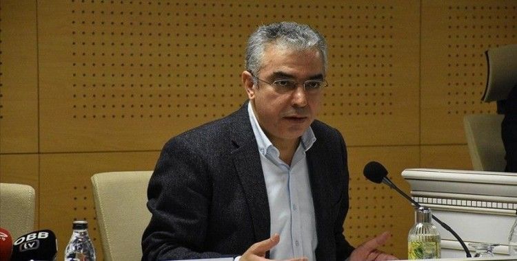 Cumhurbaşkanı Başdanışmanı Uçum: 'Anayasaya göre vesayet makamı ile belediye başkanlığı asla birleşemez'