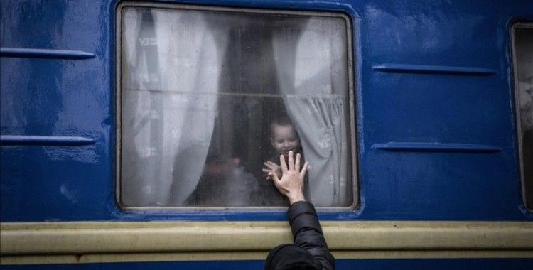 AB: 2022'de savaştan kaçarak AB'ye gelen 16 milyon Ukraynalıdan 11 milyonu geri döndü