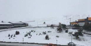 Erciyes'te kar yağışı