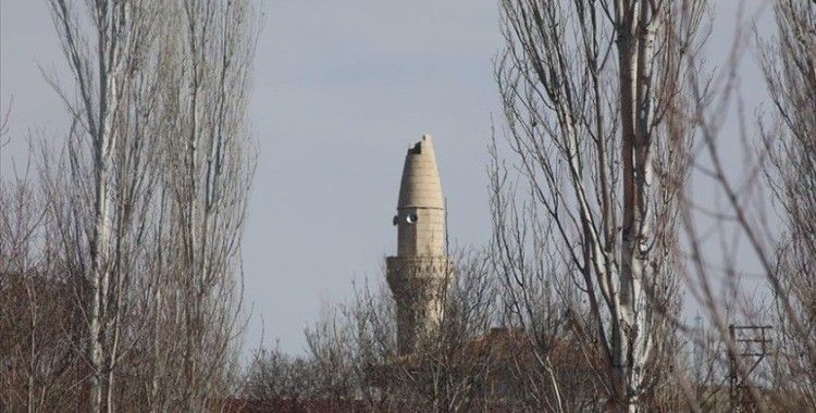 Depremler Malatya'nın Darende ilçesinde 66 camide hasar oluşturdu