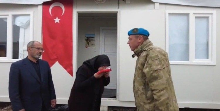 Mehmetçik’ten Şehit Piyade Üsteğmen Serkan Erkuş’un Malatya’da yaşayan ve depremden etkilenen ailesine anlamlı ziyaret
