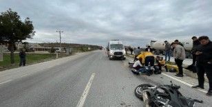 Otomobile arkadan çarpan motosiklet sürücüsü hayatını kaybetti
