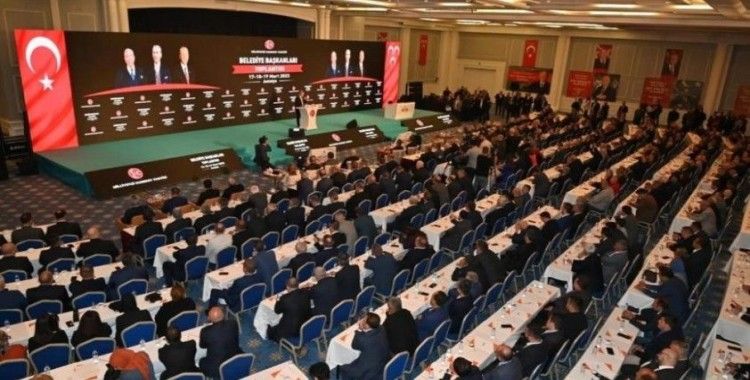 MHP’nin Erzincan belediye başkanları Antalya’da toplandı
