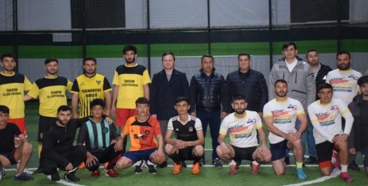 Kozluk’ta 9. kez düzenlenen ’Oruç Ligi’ futbol turnuvası başladı
