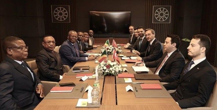 Cumhurbaşkanlığı İletişim Başkanı Altun, Kongo Cumhuriyeti Devlet Reformundan Sorumlu Bakan Okio ile görüştü