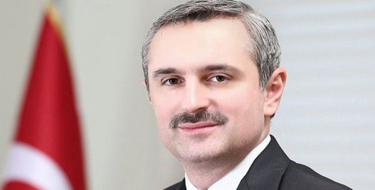 AK Parti İstanbul 3'üncü Bölge Milletvekili adayı Şenocak, 'Biz sahadan beslenen siyasi bir partiyiz'