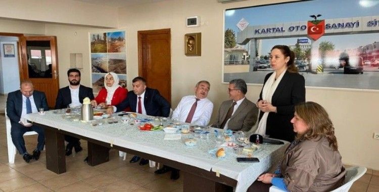 AK Parti'li vekil adayları Atik ve Alagöz, Kartal’da sanayi esnafını ziyaret etti