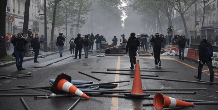 Fransız mahkeme göstericilerin bilgilerinin toplanmasının yasa dışı olduğuna hükmetti