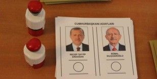 Cumhurbaşkanı 2. tur seçimi için gümrük kapılarında oy kullanma başladı
