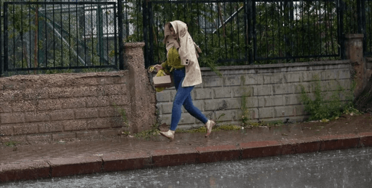 Kayseri'de sağanak etkili oldu