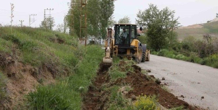Van Büyükşehir Belediyesi tarımsal faaliyetlerine start verdi
