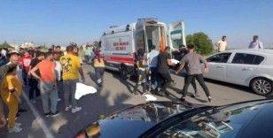 Gaziantep'te otomobil ile motosiklet çarpıştı: 1 ölü, 2 yaralı