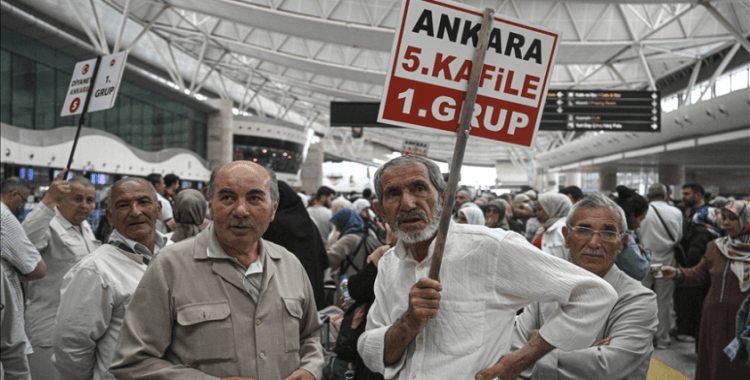 Diyanetin seyahat acentelerine yönelik hac ve umre duyuruları TÜRSAB üzerinden yapılacak