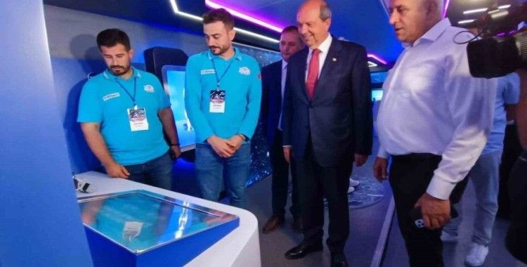 KKTC Cumhurbaşkanı Tatar, Mobil Bilim Teknoloji Tırı’nı gezdi
