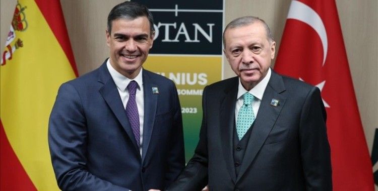 İspanya Başbakanı Sanchez, Cumhurbaşkanı Erdoğan'a AB'ye üyelik sürecinde katkı sözü verdi