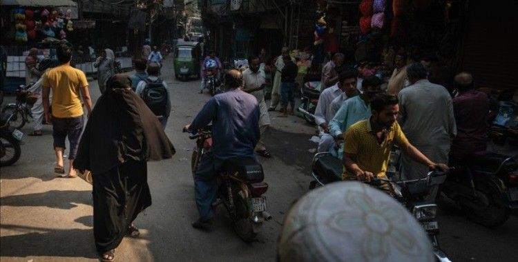 Pakistan'ın nüfusu 241,49 milyona ulaştı