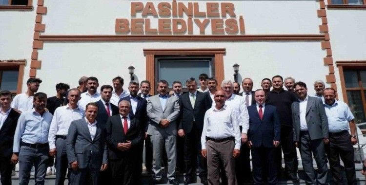 Bakan Tekin’den Pasinler ziyareti
