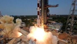 Hindistan'ın Güneş'i gözlemleyecek uydusu başarılı bir şekilde fırlatıldı