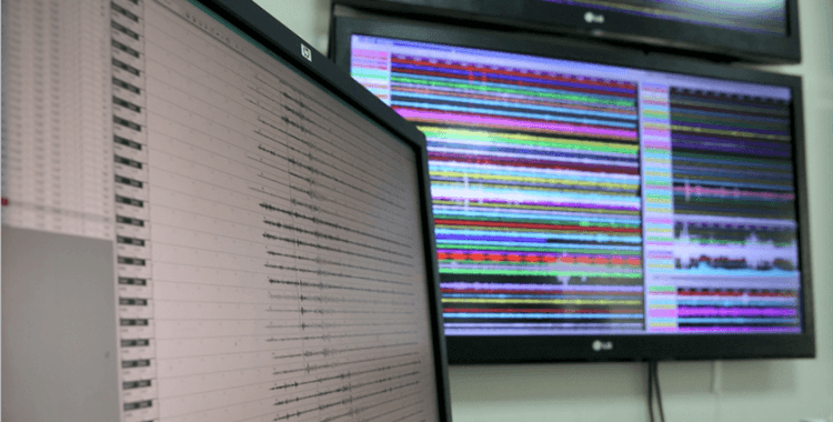 Endonezya'da 6 büyüklüğünde deprem meydana geldi