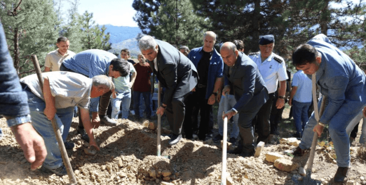 Şehit babası son yolculuğuna uğurlandı