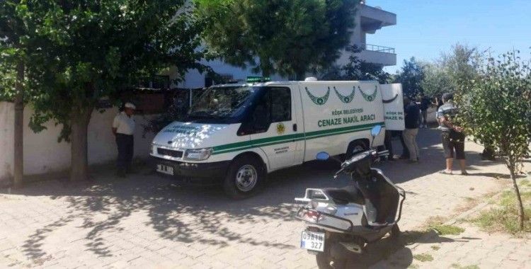 Evinin banyosunda başından vurulmuş halde bulundu
