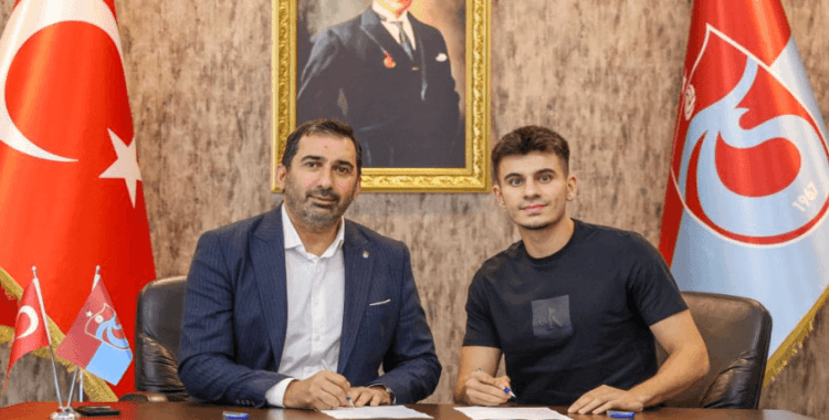 Trabzonspor, Süleyman Cebeci ile 4 yıllık sözleşme imzaladı
