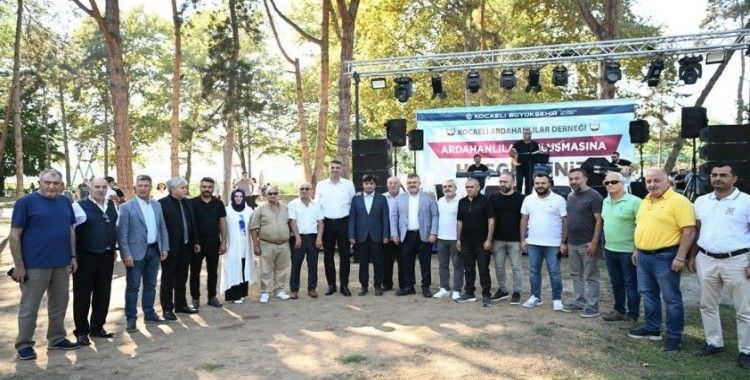 Piknikte eğlendiler
