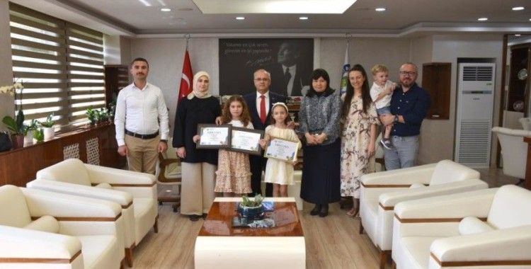 Başkan Kayda, İspanya'da madalya kazanan minikleri ağırladı