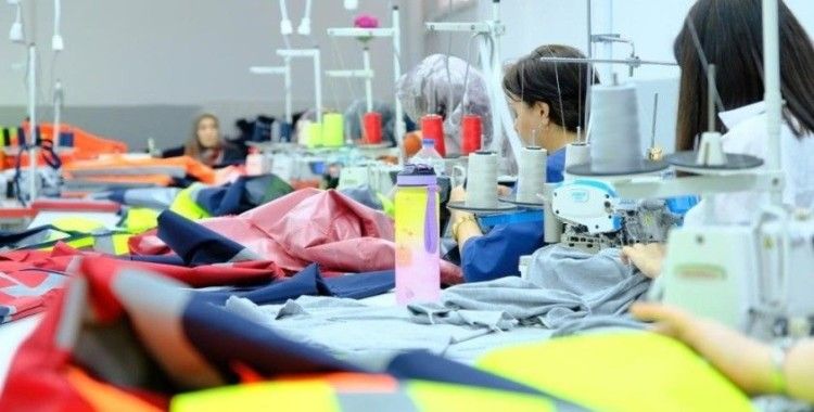 Sektörler arasında en yüksek aktif büyüklük imalat sektöründe oluştu
