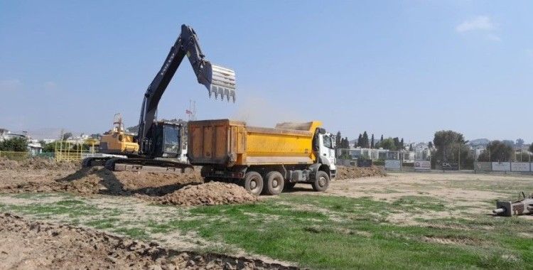 Turgutreis futbol sahası yenileniyor
