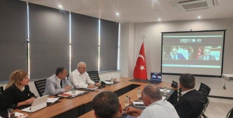 Deprem bölgesi Malatya'da kayısı masaya yatırıldı