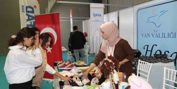 Van Büyükşehir Belediyesi Gurme Fuarında stant kurdu
