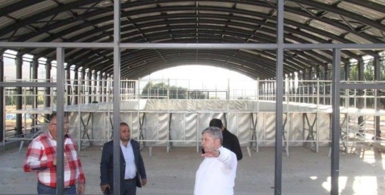 Başkan Altun Yarı Olimpik yüzme Havuzunda İncelemelerde Bulundu
