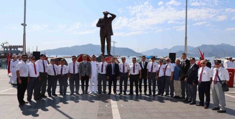 Marmaris’te Gaziler günü anma törenleri çelenk sunma merasimi ile başladı
