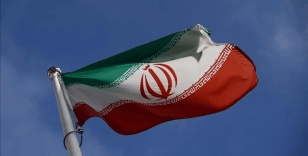 İran'da zorunlu başörtüsü kuralı ihlallerine karşı yaptırım yasası Meclisten geçti