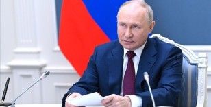 Rusya Devlet Başkanı Putin'den, Çin'e 'tek kutuplu hegemonyaya direnme' çağrısı