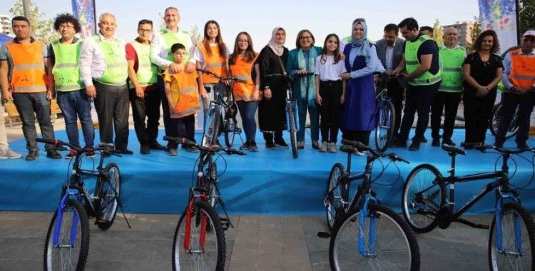 Avrupa Hareketlilik Haftasının son gününde farkındalık yürüyüşü
