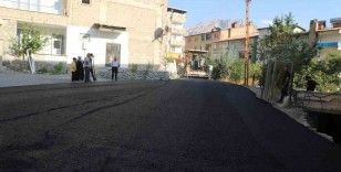 Hakkari’de eskiciler semti asfalta kavuştu

