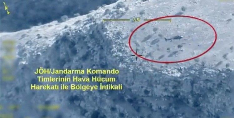 Şırnak ve Diyarbakır'daki operasyonlarda kırmızı ve gri kategorilerde aranan 2 terörist etkisiz hale getirildi