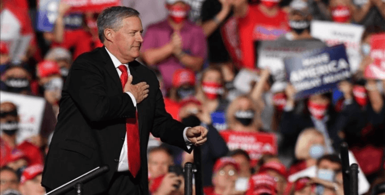 Trump'ın Özel Kalem Müdürünün Beyaz Saray'daki ofisinde bazı belgeleri yaktığı iddia edildi